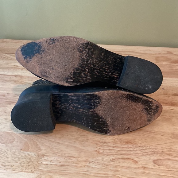 Sbicca Leather Studded Laser cutouts Heeled Booties Vintage Collection - Picture 8 of 9